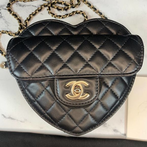 ❌❌  Authentic CHANEL 22S Heart Bag large CC black Lambskin Leather Crossbody - Picture 6 of 16